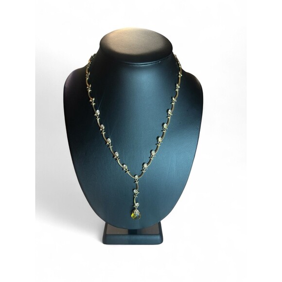 Vintage Avon Necklace Y-Drop Yellow Briolette Scalloped Gold‎ Tone Chain 18" - Picture 1 of 3